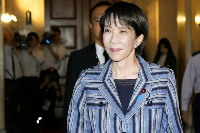 硬抗中国29天，一纸控告书让高市老实	，“短命首相	”进入倒计时？