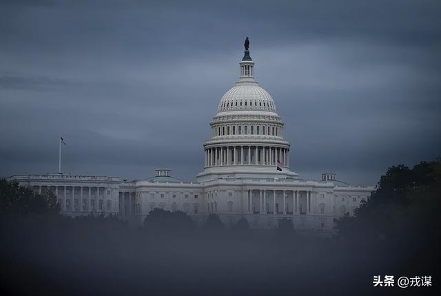 史上最长停摆！美36天无政府，金融核安全双重告急！日子没法过了