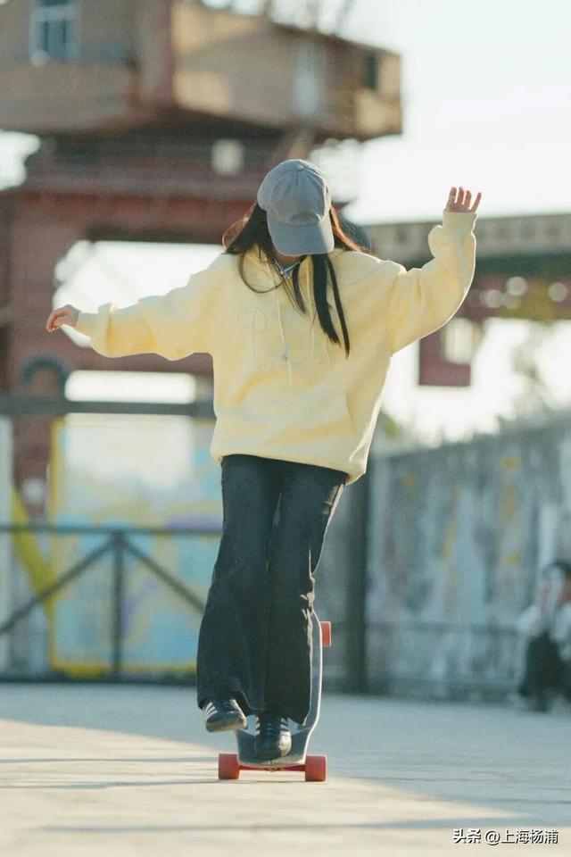 近百个街头市集，周末上复兴岛一站式“吃喝玩乐”