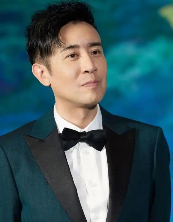 不到24小时，人民日报3次点名于和伟	，事实证明，内娱的风向变了