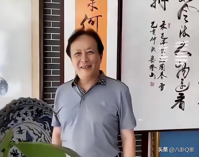 贪财好色、抛妻弃子、赚国内钱跑国外花，这几位就是所谓的前辈？