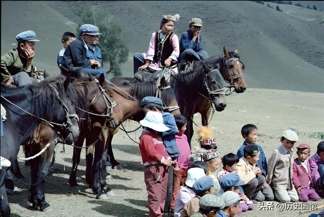 实拍：1986年的乌鲁木齐，风光古朴又自然！
