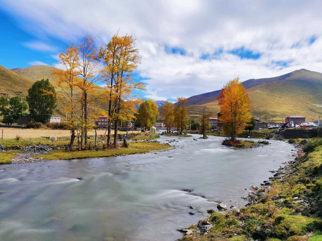 川西自驾怎么规划线路？这条覆盖川西全域的线路，美过川西大环线