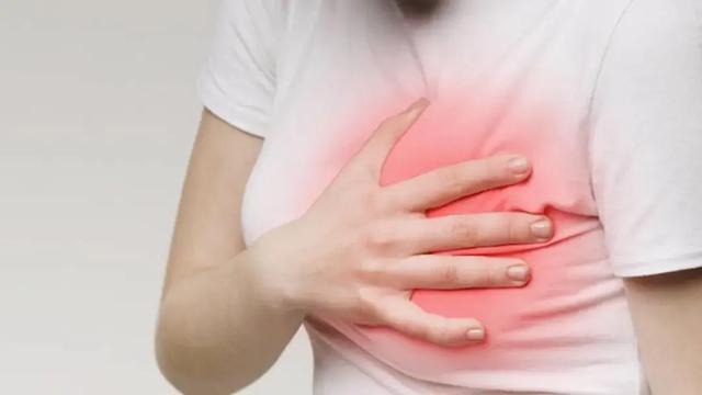 早期乳腺癌不幸离世,中晚期已存活8年,决定性因素究竟是什么?