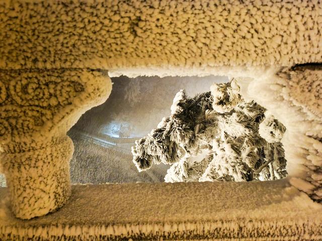 冰雕玉琢 云上仙宫