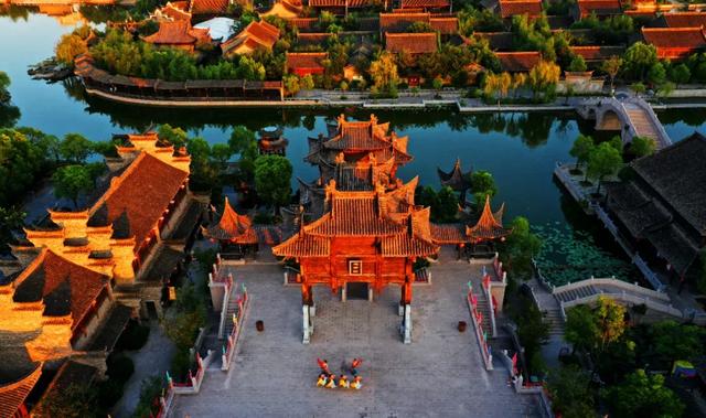 河南人冬天的快乐,藏在这份“微度假地图”里→