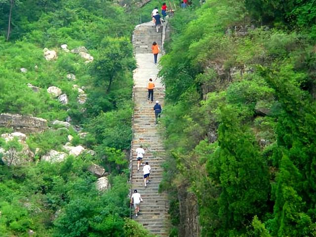 河北旅游：敬仰五壮士 两登狼牙山纪行（图）