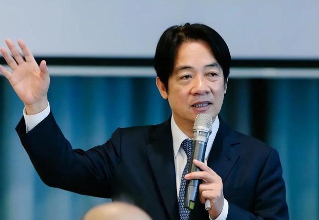 两岸再突发重大事情，蒋万安还没坐飞机来陆，国台办发出一个警告