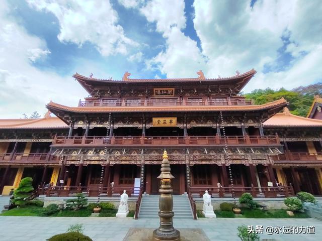 东林大佛&东林寺，在大佛脚下休憩