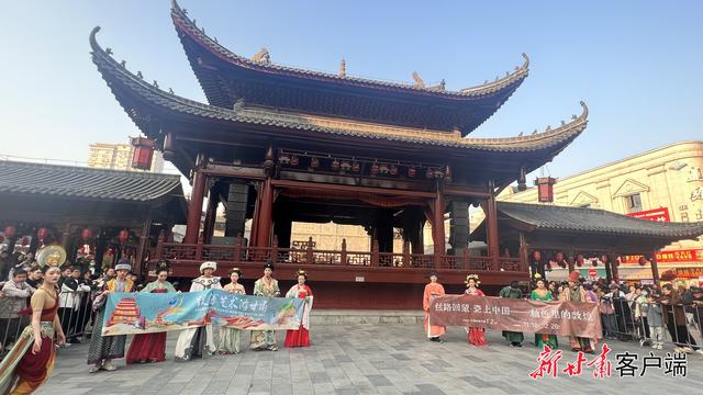 这场演出让甘肃文旅出圈出彩！