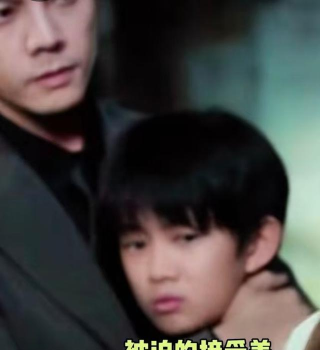 《许我耀眼》收官，3人零差评，4人升咖，2人翻红，只有他被骂惨