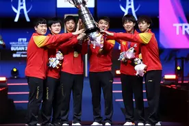 第23次捧起斯韦思林杯的背后，是王楚钦、樊振东和马龙漫长的一天图片