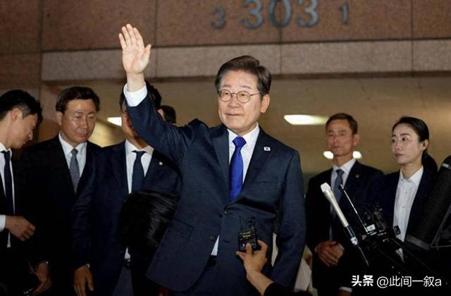 首尔爆发反华游行，韩国人疑惑：为什么中国人没有一丁点害怕？