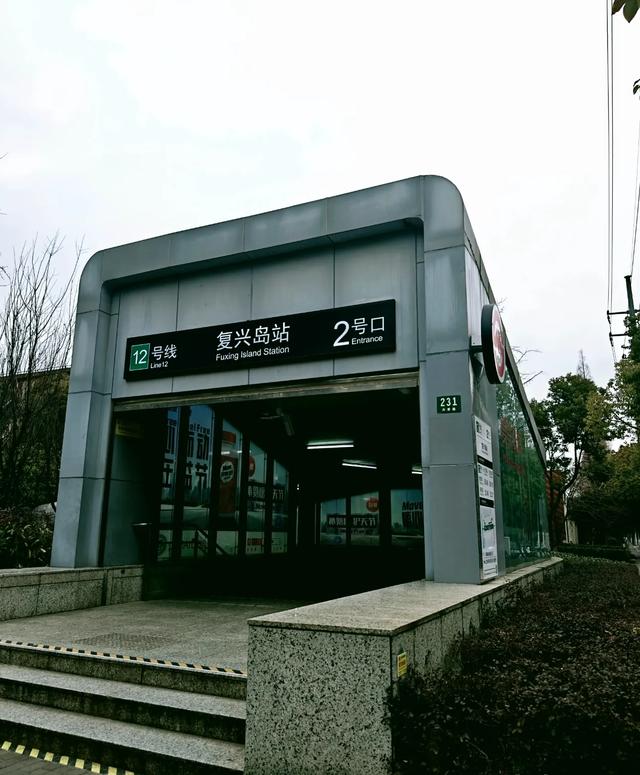 天啊!我发现了上海最“寂寞”的公园,免费还地铁直达!