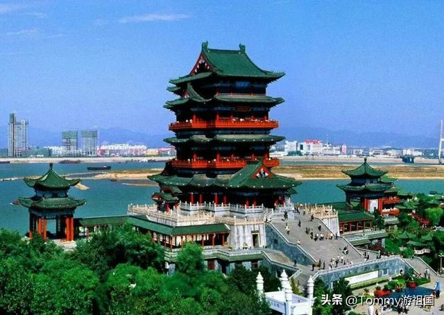 中国江南三大名楼岳阳楼、黄鹤楼、滕王阁游览全攻略