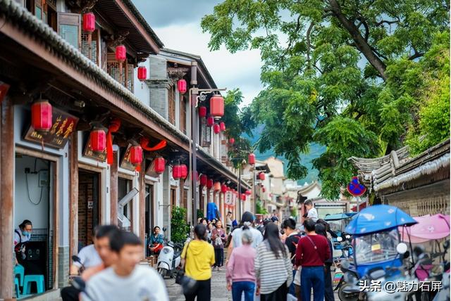 石屏多彩文旅活动受青睐 “宝藏小城”节日人气旺