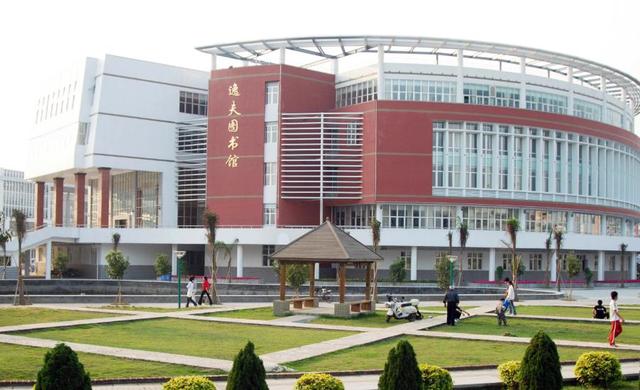 福建省“臭名远扬”的4所大学，毕业证形同虚设，学生请提高警惕