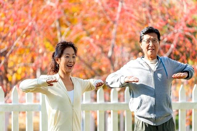 上年龄不能慢跑？钟南山院士提醒：60岁以后，牢记慢跑“2不要”