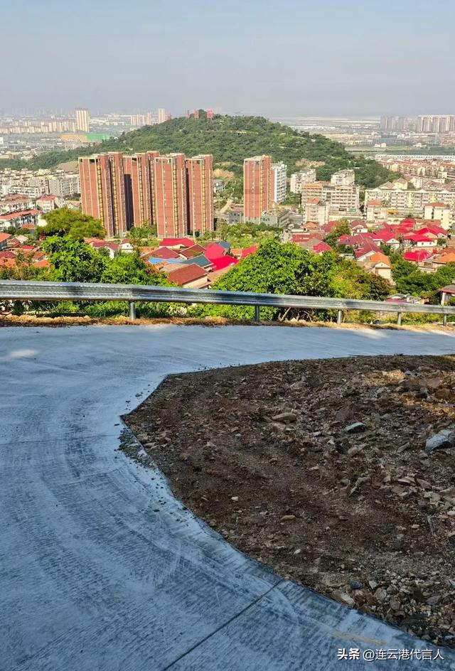 连云港应加速开发瀛洲镜空新景区，徒步瀛洲道赏碧海青山揽城中
