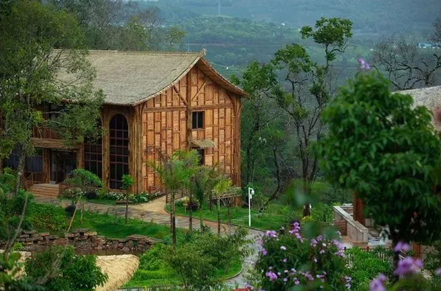 来普洱看“滇超联赛”，住哪更有性价比？丨看滇超 品普洱