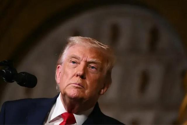 忍耐9天后，中方宣布对美反制，特朗普打出感情牌：中美关系很好