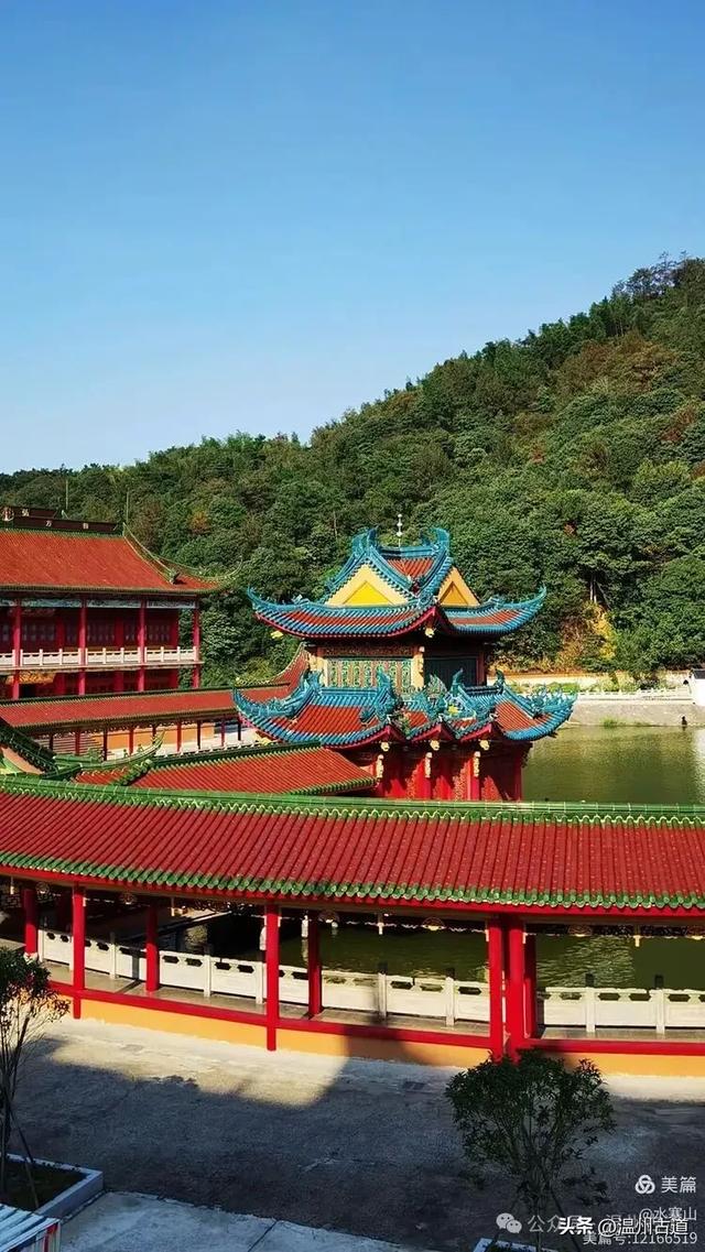 被誉为“江南小布达拉宫”!探秘浙江最大最土豪的寺院!