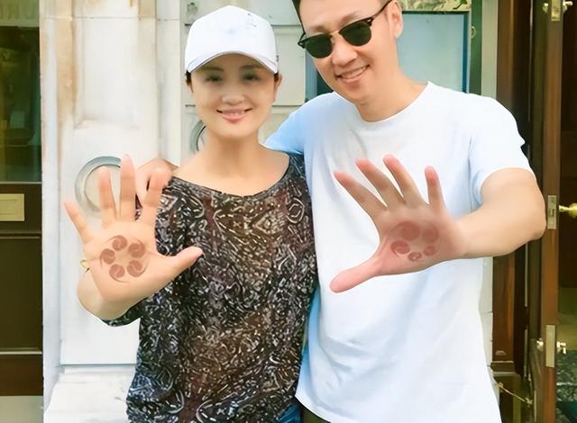 朱媛媛离开8个月后	，52岁辛柏青终于传出喜讯，朱媛媛可以放心了!