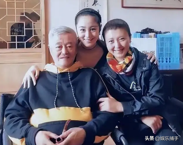 被赵本山“养”了11年，闪婚假富豪的毕畅，如今的下场怪不了别人