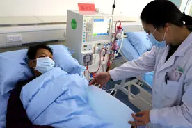尿毒症都是喝出来的？告诫：不想肾坏掉，这3种水再想喝也要忍住图片
