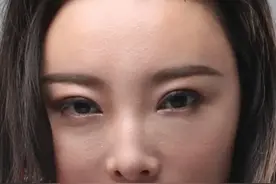 王李丹妮 很美也很强壮图片