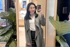 每日分享：大长腿黑色连裤袜美女图集（2）图片