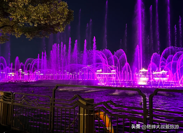 杭州西湖国庆旅游攻略：可选三天两晚悠闲游，轻松玩，很出片！