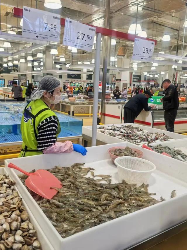 实探开心农场A会员店：低配的山姆、高配的乐尔乐和农贸集市