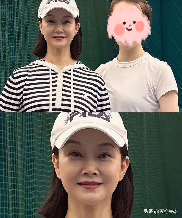 明星去掉滤镜后	，秦海璐“秃顶”，刘亦菲牙黄，宋祖英老到没认出