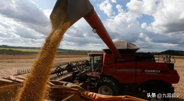 中方终于决定采购18万吨大豆，美国却发现不对劲，损失更严重了