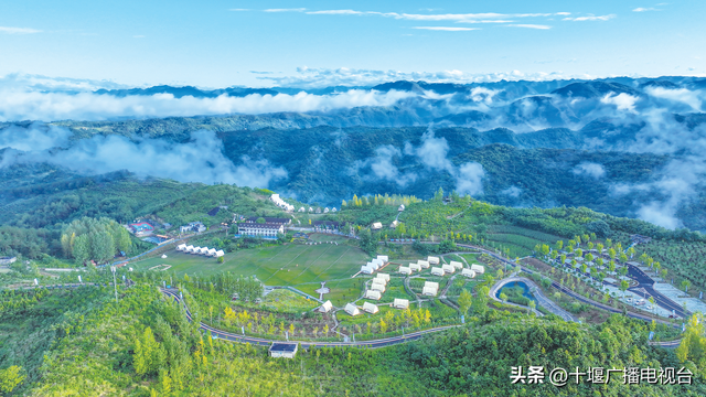 “七夕盛宴”引八方客来 郧西天河岸畔绘浪漫