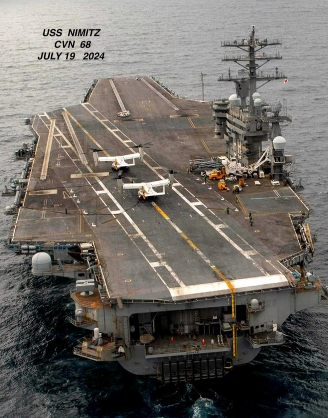 南海再闹风波！两架飞机坠海后，美国航母调转方向，霸权露怯了？