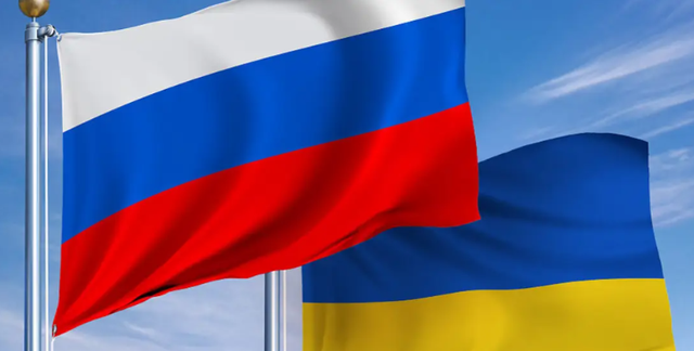 乌军创造历史：基洛级潜艇遭“一发入魂”，解放军才是高端玩家