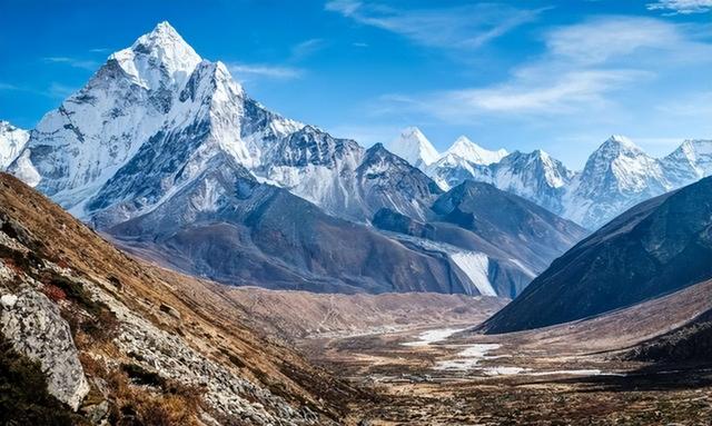 喜马拉雅山中藏着一个“王国”，1.5万人，600年禁入，藏味儿浓厚