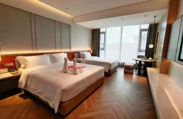 来普洱看“滇超联赛”，住哪更有性价比？丨看滇超 品普洱