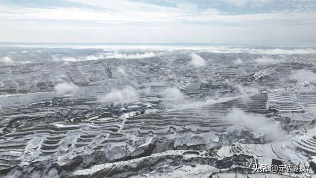 图说定西｜初雪映梯田