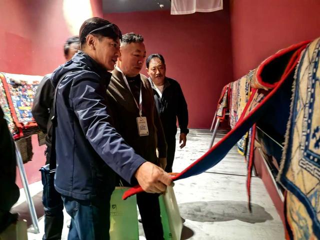 首届西藏喜马拉雅文化艺术与古物双年展助力文旅融合谱新篇