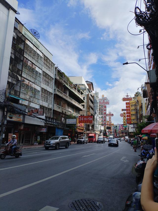 曼谷唐人街，一半烟火，一半乡愁