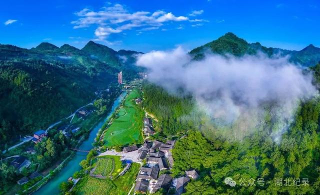 仙山贡水・浪漫宣恩