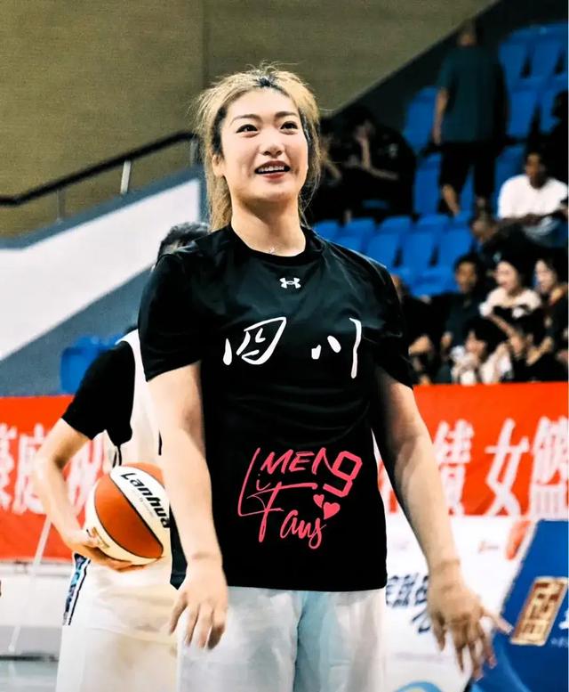 女篮锦标赛疯狂一夜：四强全部出炉，辽宁山西接连爆冷，四川大胜