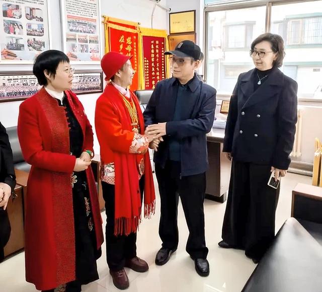 寻访雷锋滚烫足迹：一场叩击灵魂的精神朝圣​