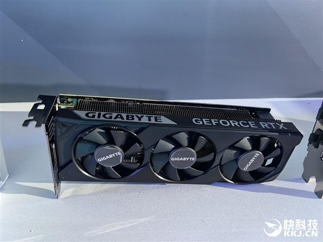 技嘉秀出六大肌肉！锐龙X3D打鸡血、DIY进入3.0新时代