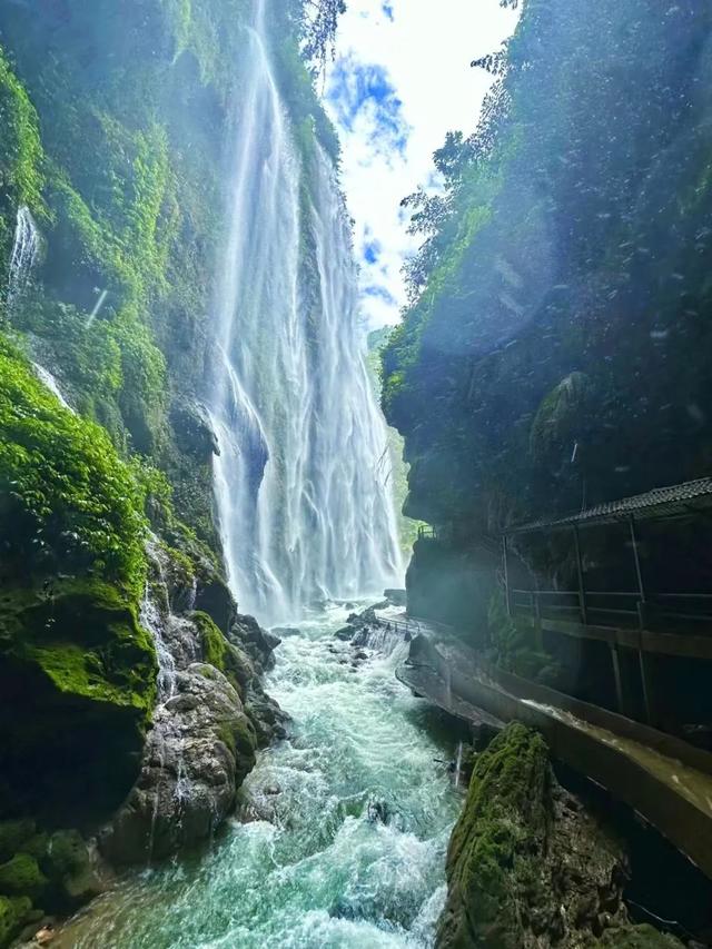 广西“宝藏凉县”等你来