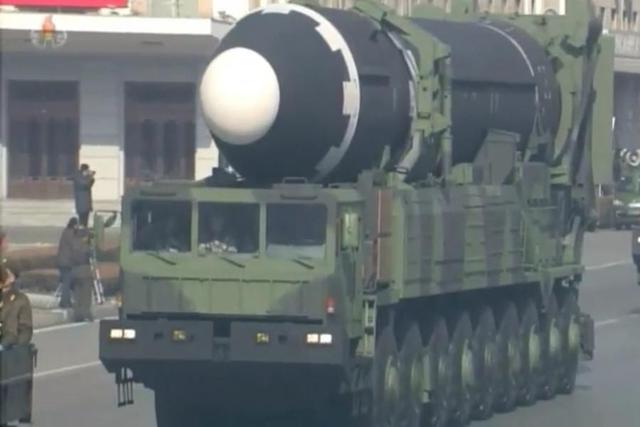 朝鲜阅兵藏大杀器！射程覆盖全美，金正恩硬刚，美韩反导要失效