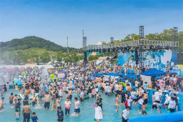神鹿峰5周年庆 | 7月25日-27日“5疯不起浪”航天泼水嘉年华，燃爆盛夏！